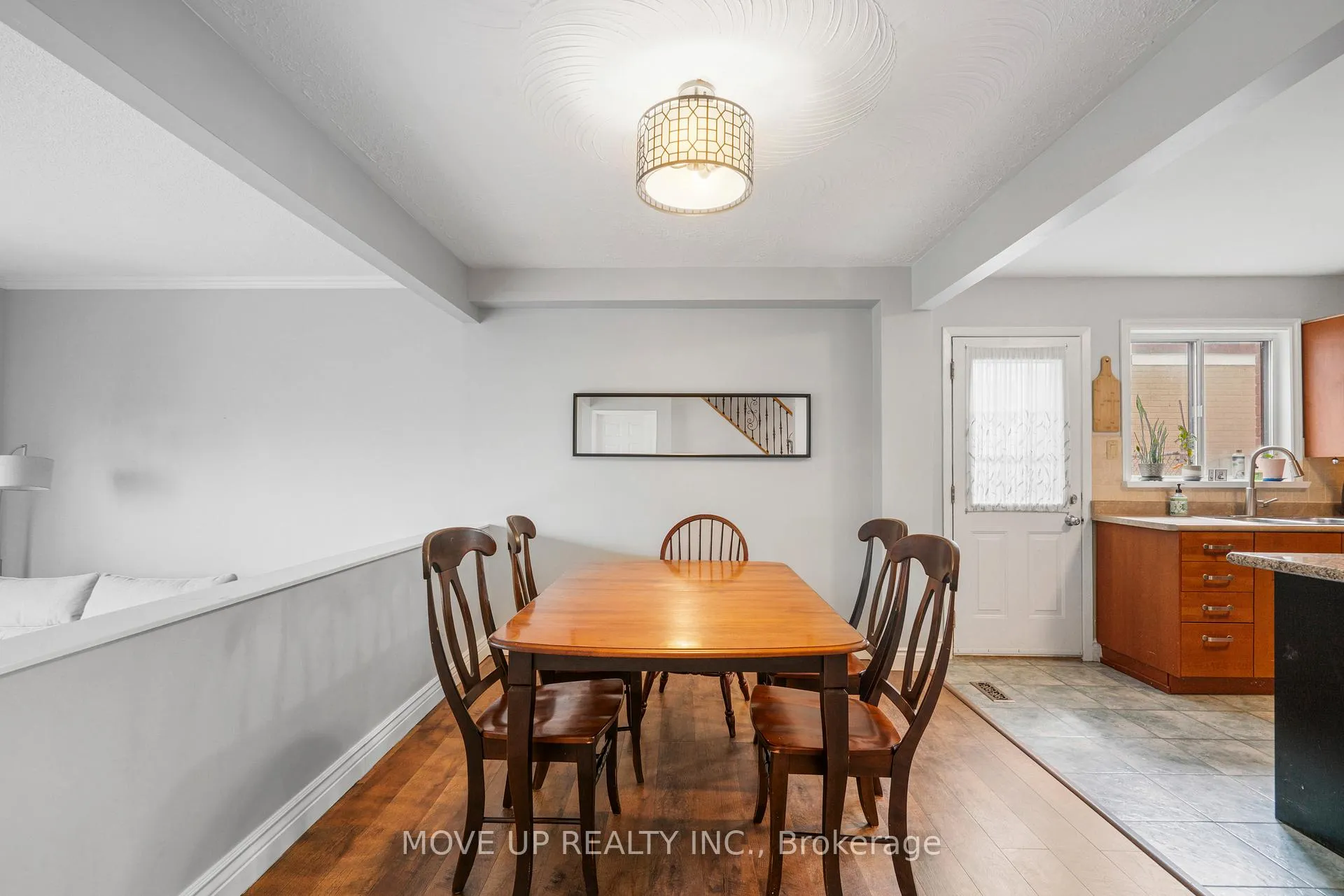 Photo 8 of 785 Pam Crescent, Newmarket, Huron Heights-Leslie Valley — HOMEH