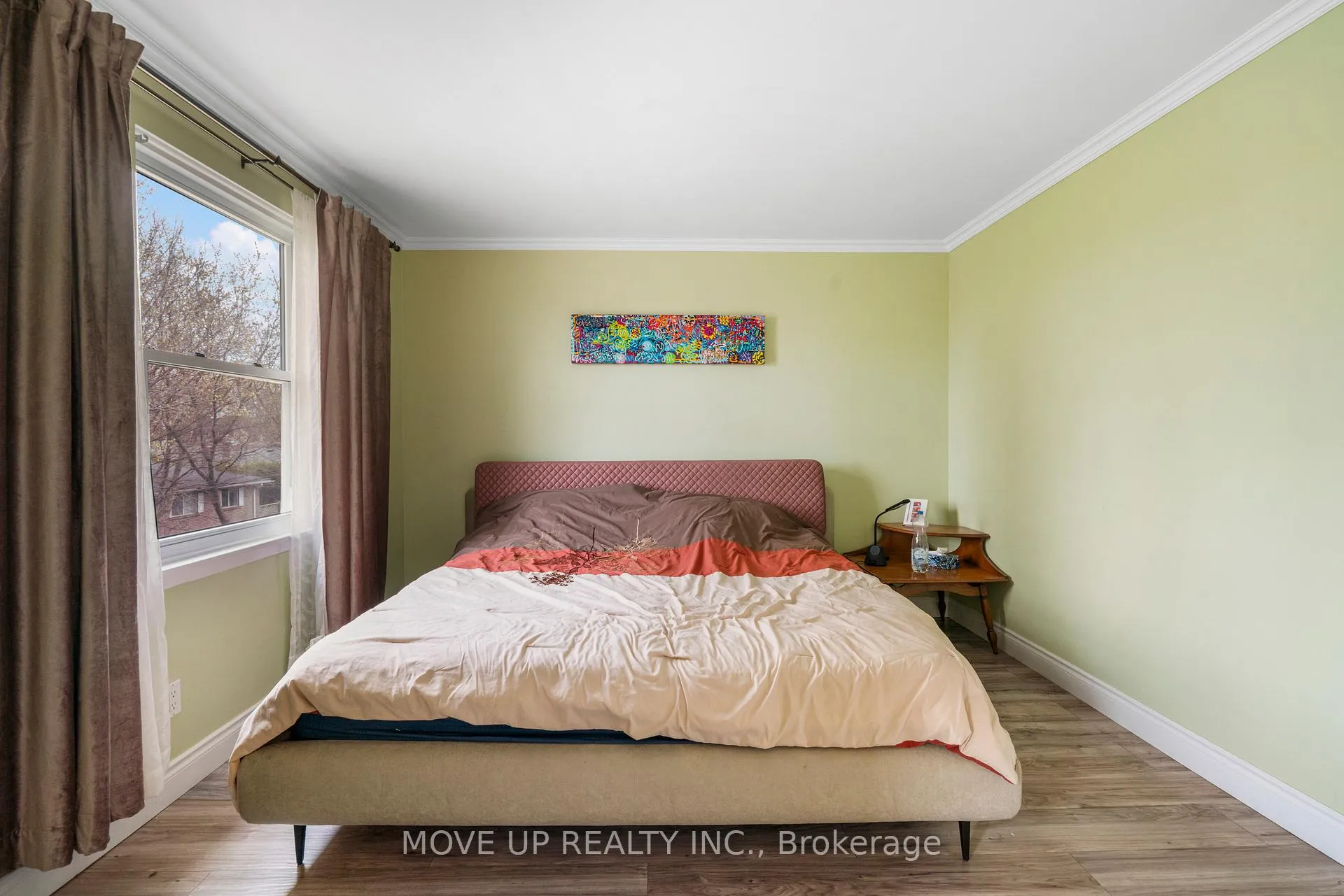 Photo 19 of 785 Pam Crescent, Newmarket, Huron Heights-Leslie Valley — HOMEH