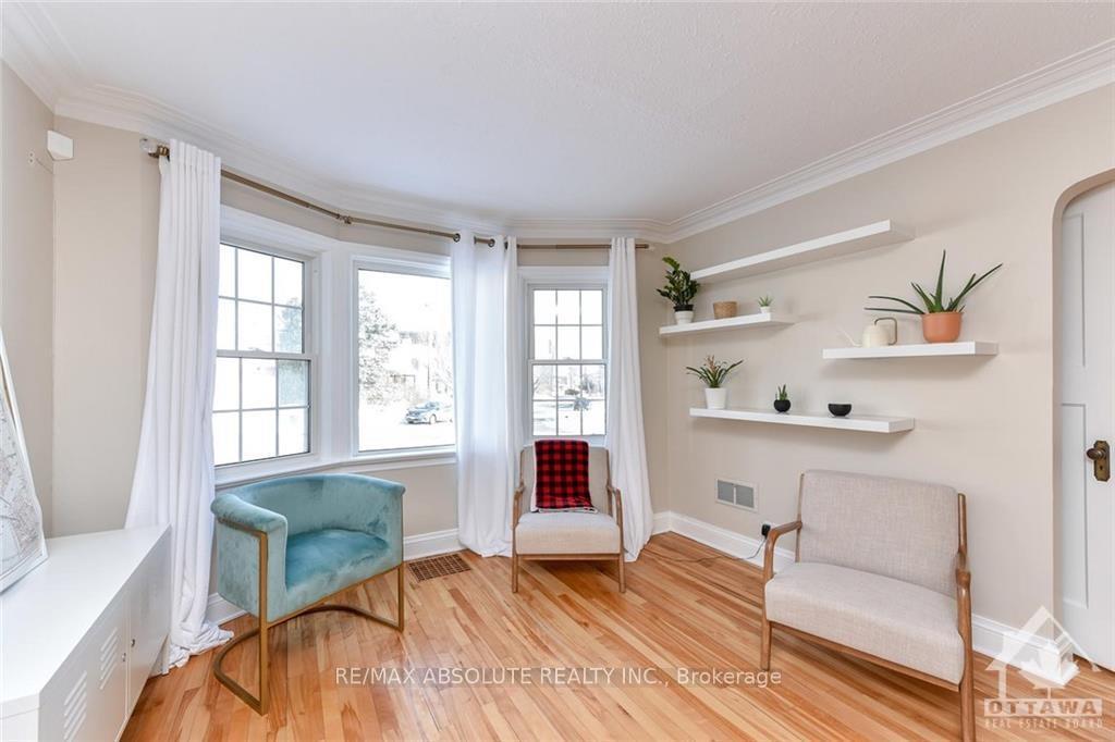 Photo 4 of 118 Ivy Crescent, Ottawa, Lindenlea — HOMEH