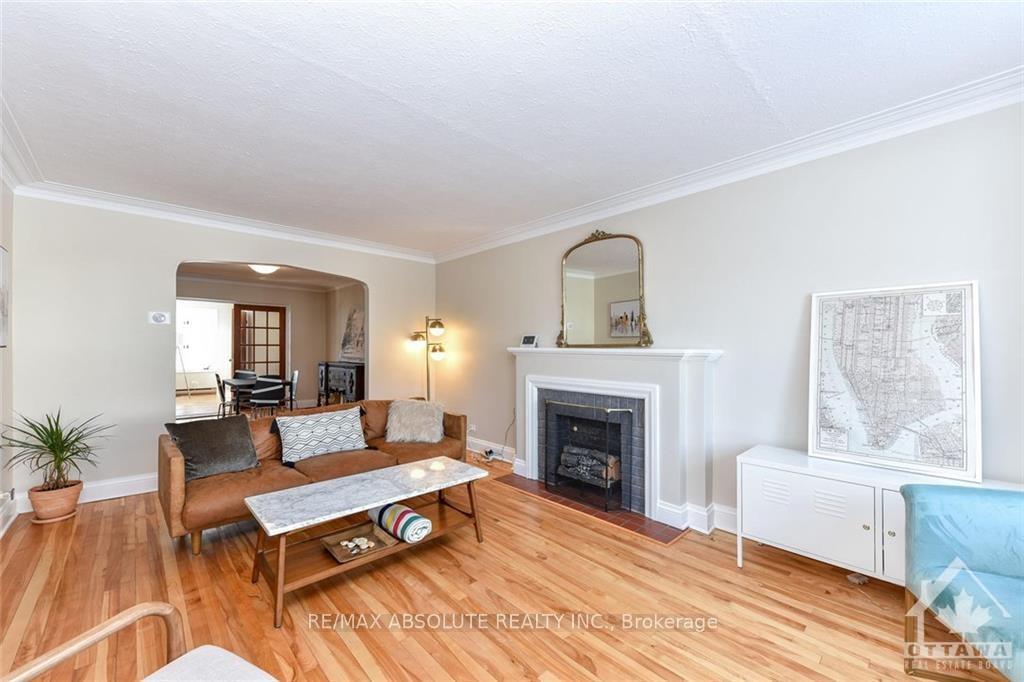 Photo 5 of 118 Ivy Crescent, Ottawa, Lindenlea — HOMEH