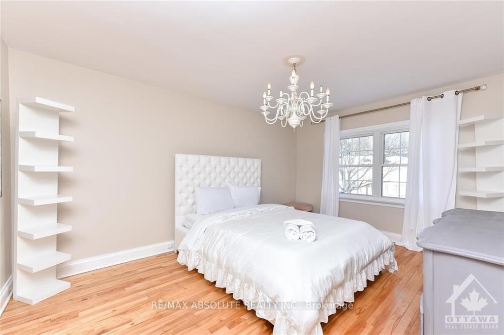 Photo 15 of 118 Ivy Crescent, Ottawa, Lindenlea — HOMEH
