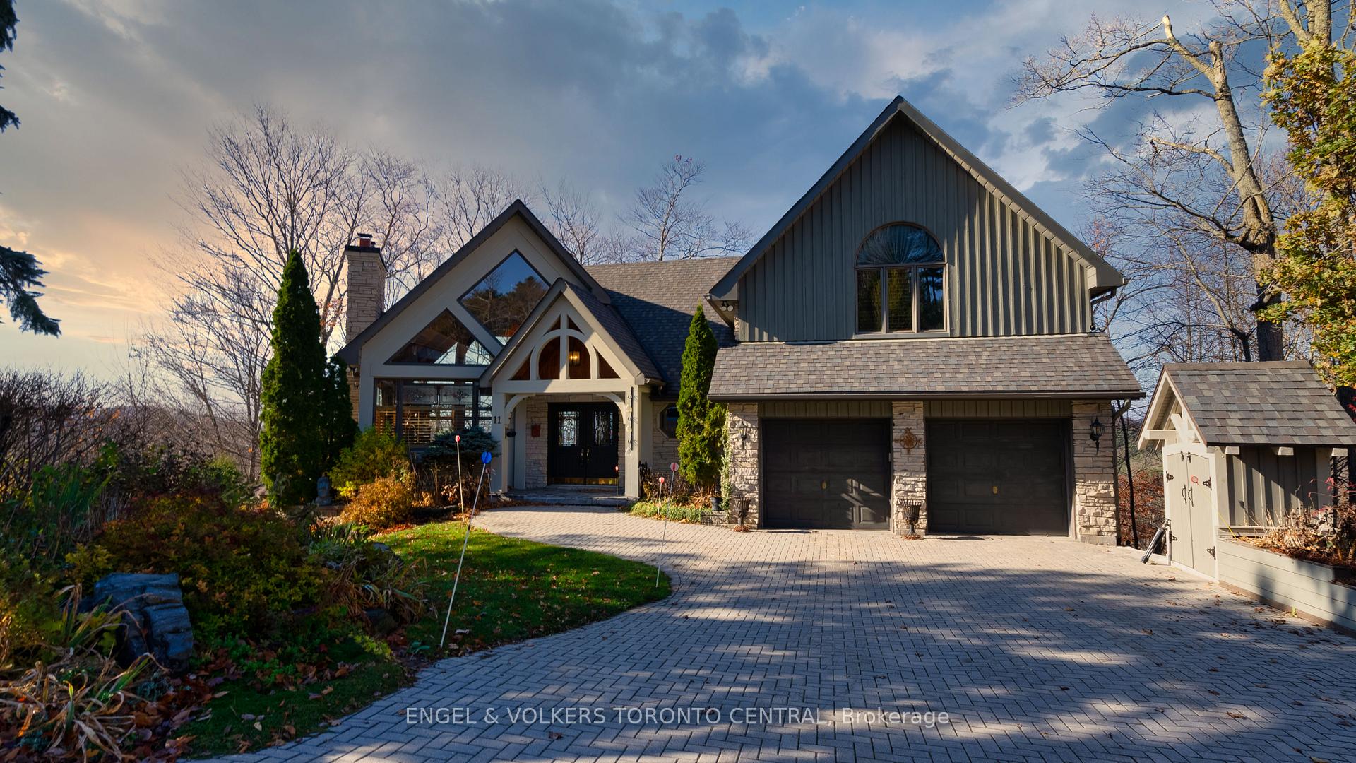 Front of 11 Valleycrest Drive