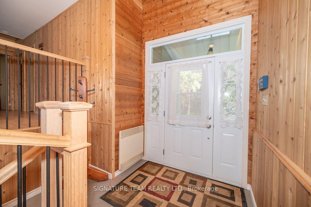 Photo 5 of 811 Violet Lane, North Algona Wilberforce, North Algona/Wilberforce Twp — HOMEH