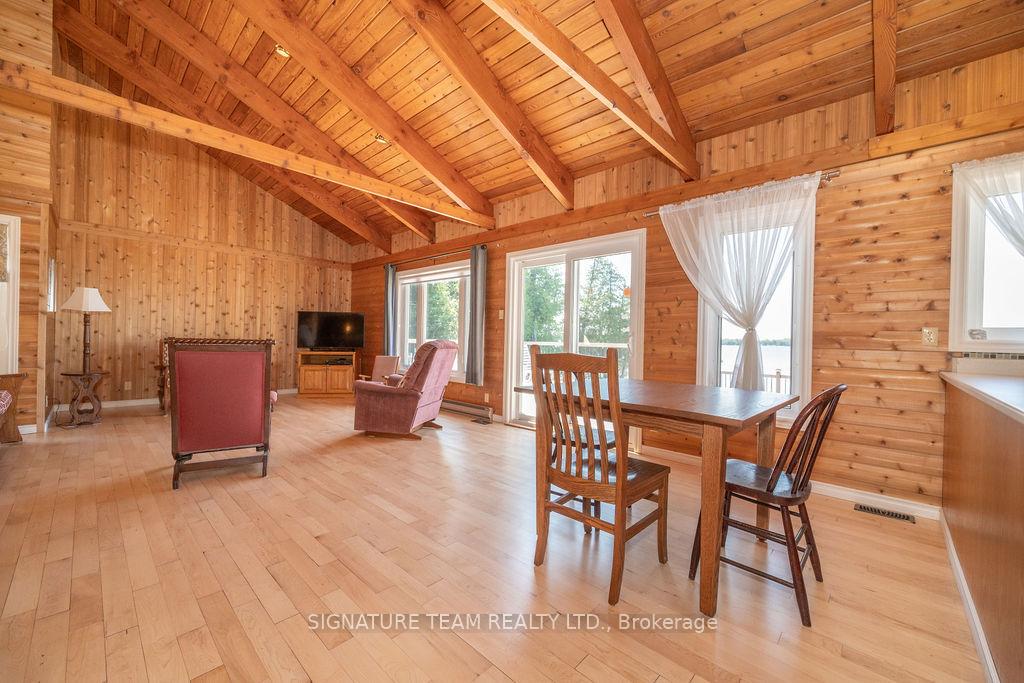 Photo 14 of 811 Violet Lane, North Algona Wilberforce, North Algona/Wilberforce Twp — HOMEH