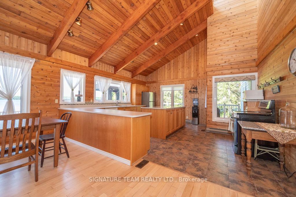 Photo 16 of 811 Violet Lane, North Algona Wilberforce, North Algona/Wilberforce Twp — HOMEH