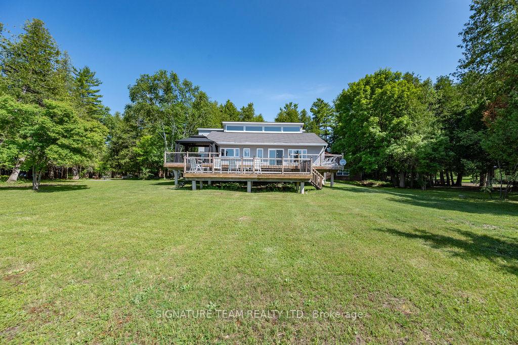 Photo 42 of 811 Violet Lane, North Algona Wilberforce, North Algona/Wilberforce Twp — HOMEH