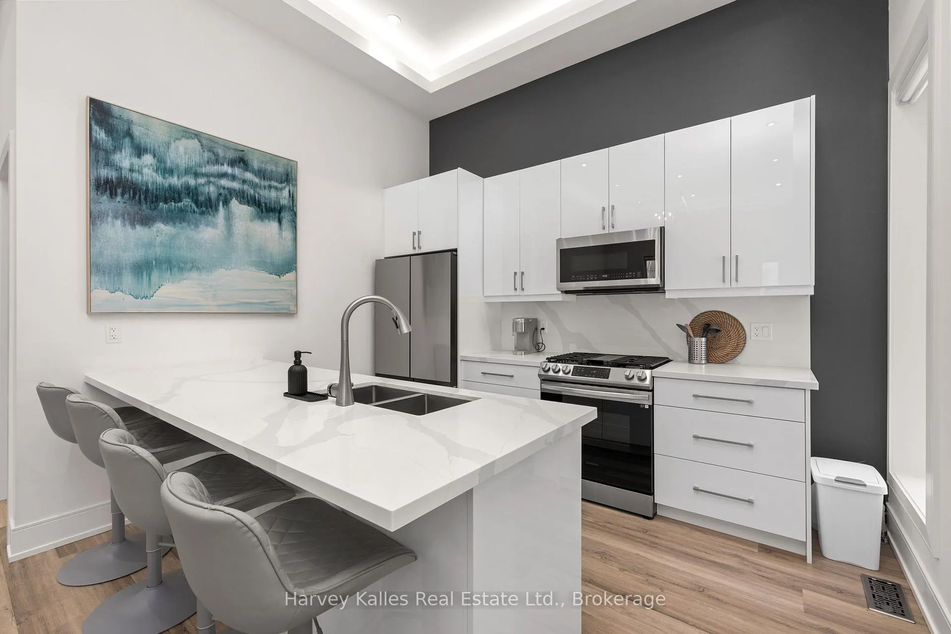 Front of Unit Unit A, 297 Seventh Street