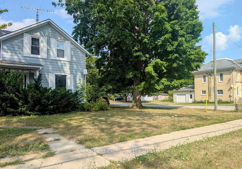 Photo 4 of 431 Coombs Street, North Huron, Blyth — HOMEH