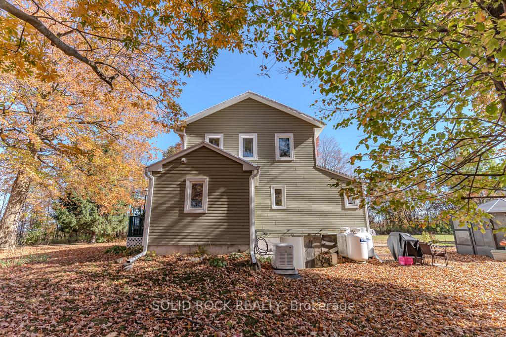 Photo 3 of 21860 Mccormick Concession N, North Glengarry, North Glengarry (Lochiel) Twp — HOMEH