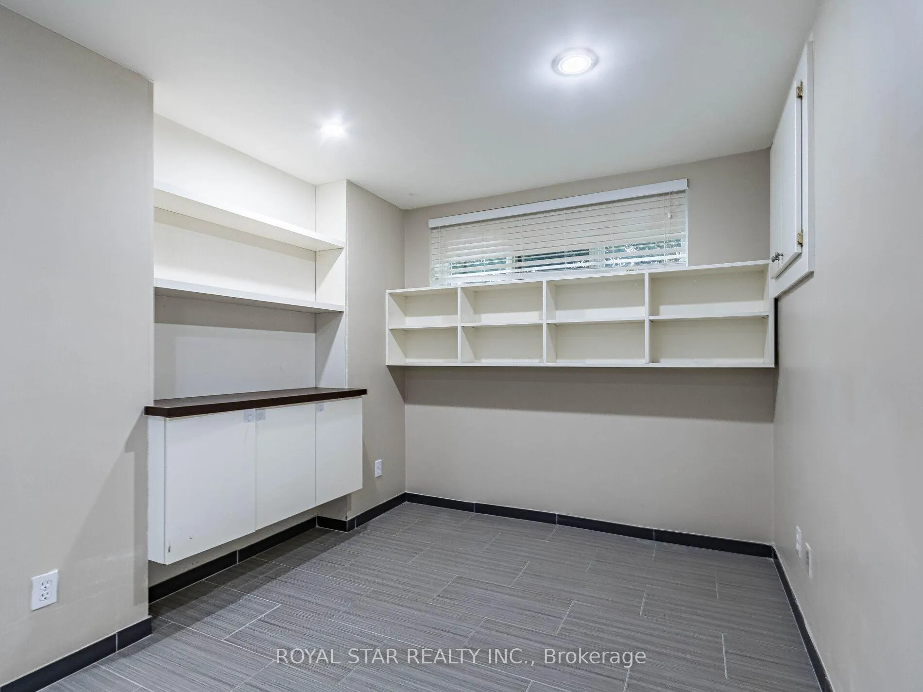 Photo 31 of 18 Woodside Square, Pelham, Fonthill — HOMEH