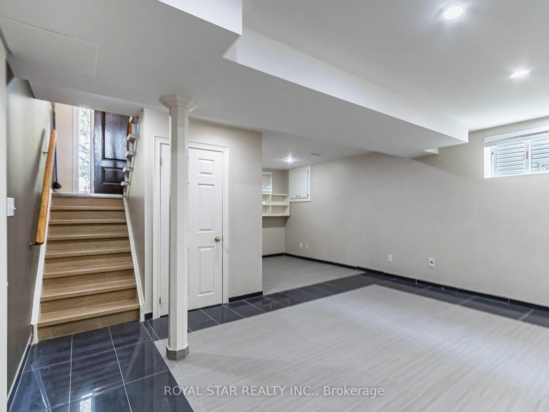 Photo 42 of 18 Woodside Square, Pelham, Fonthill — HOMEH