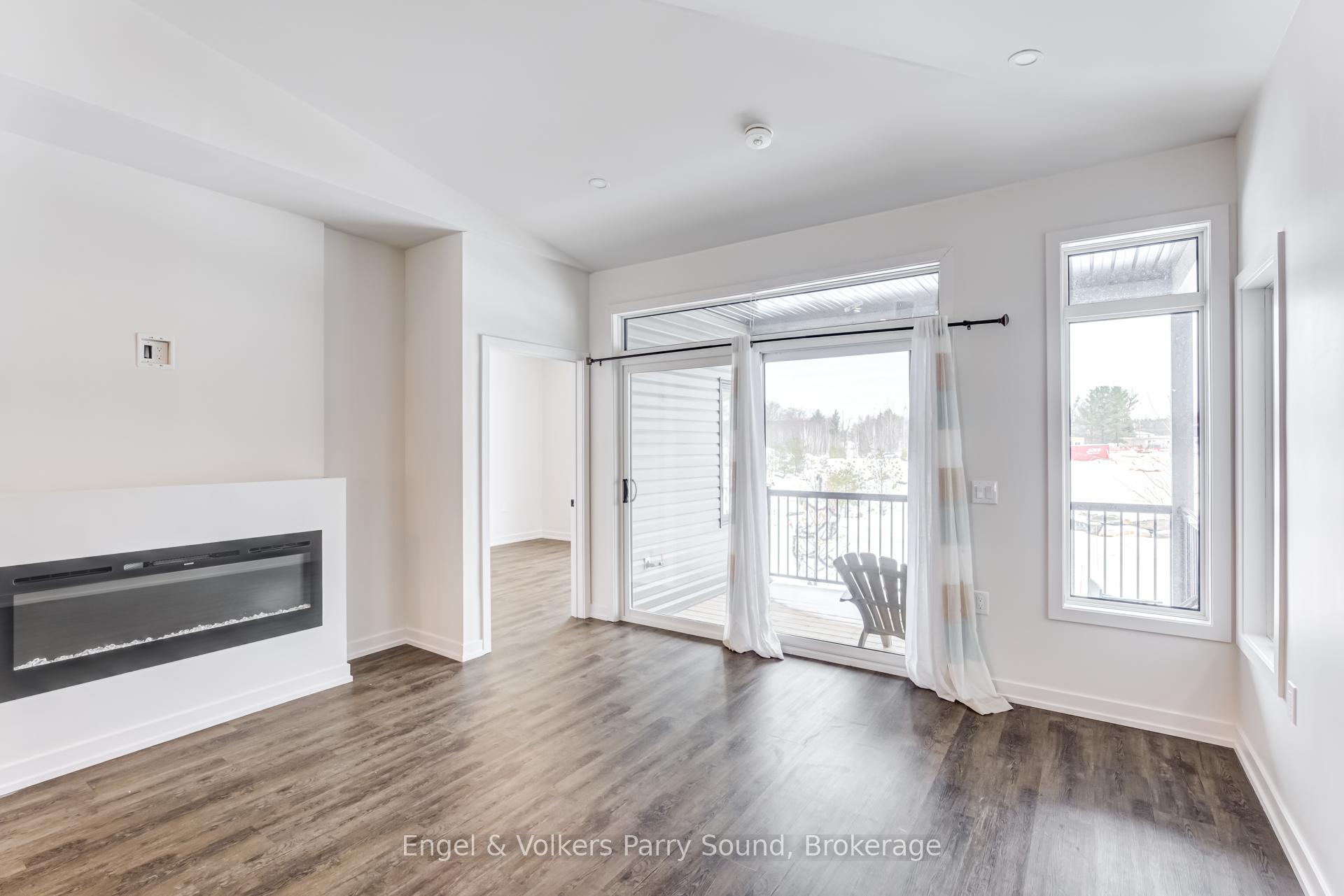 Photo 9 of Unit 1, 63 Winnifred Avenue, Parry Sound — HOMEH
