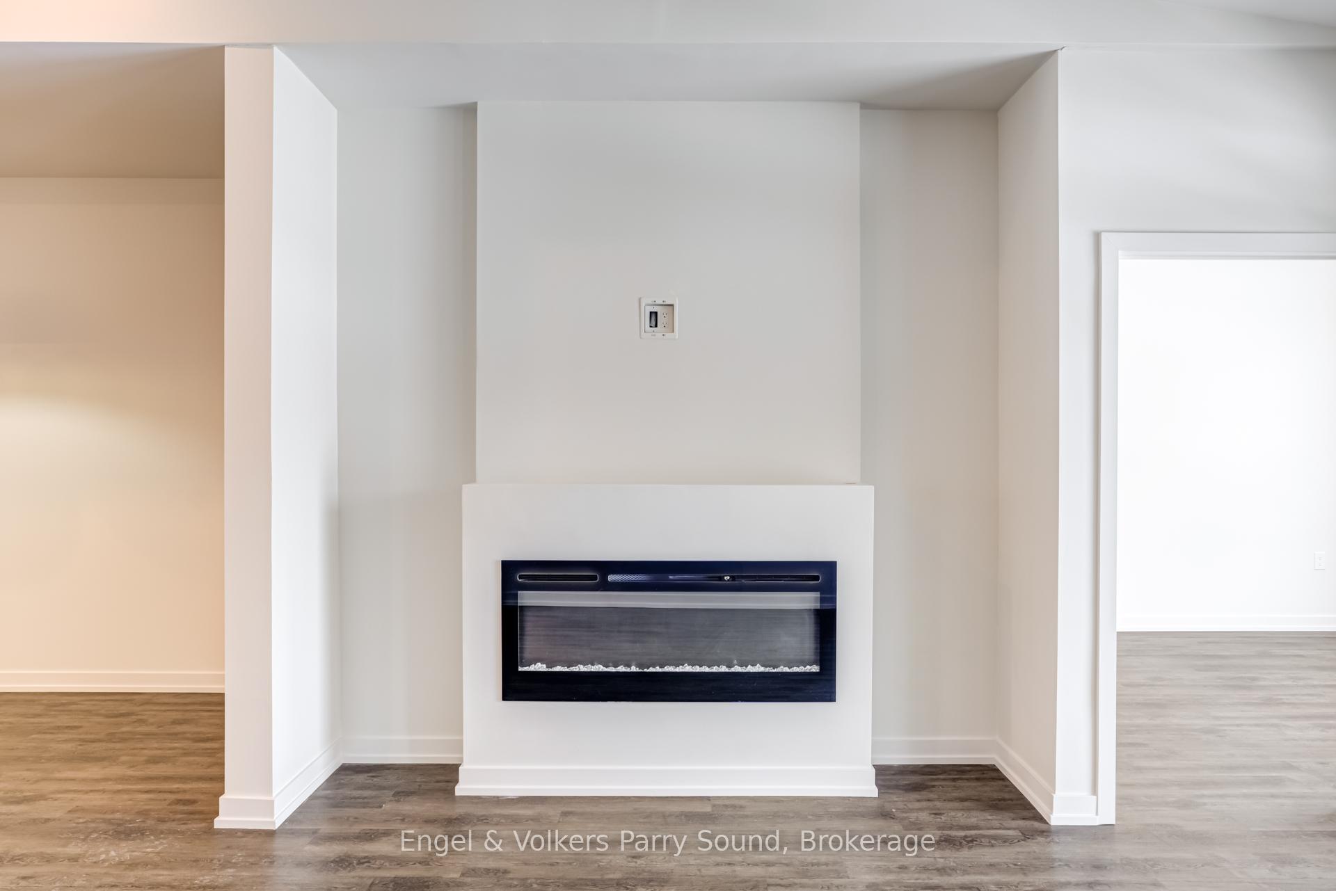 Photo 10 of Unit 1, 63 Winnifred Avenue, Parry Sound — HOMEH