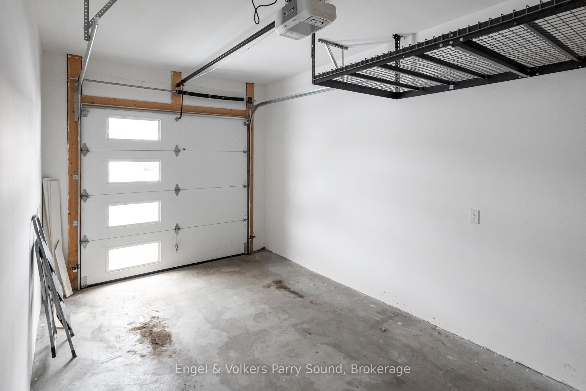 Photo 33 of Unit 1, 63 Winnifred Avenue, Parry Sound — HOMEH