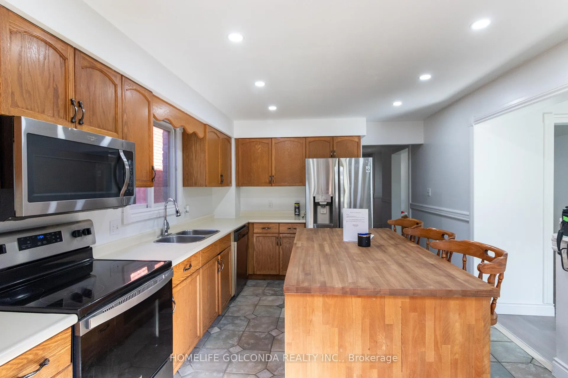Photo 14 of 129 Kerr Boulevard S, New Tecumseth, Alliston — HOMEH