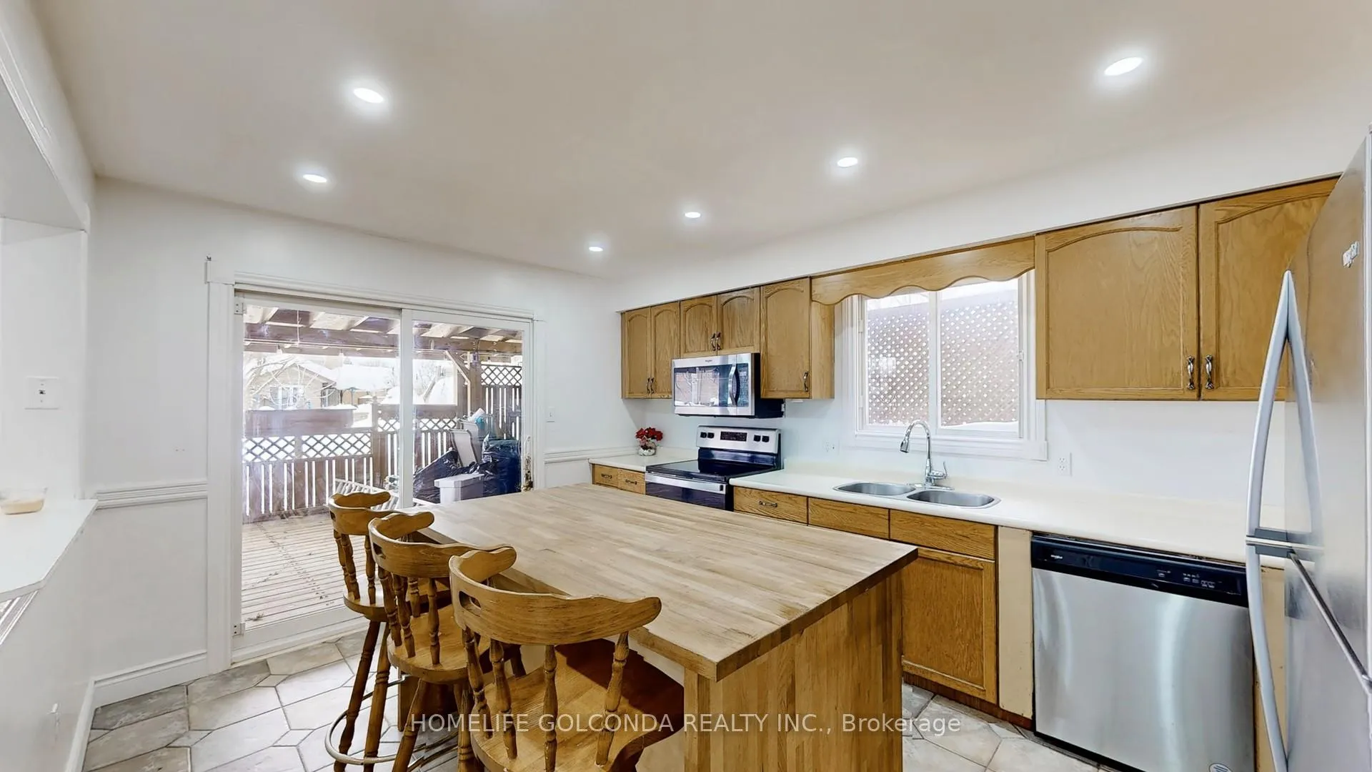 Photo 15 of 129 Kerr Boulevard S, New Tecumseth, Alliston — HOMEH