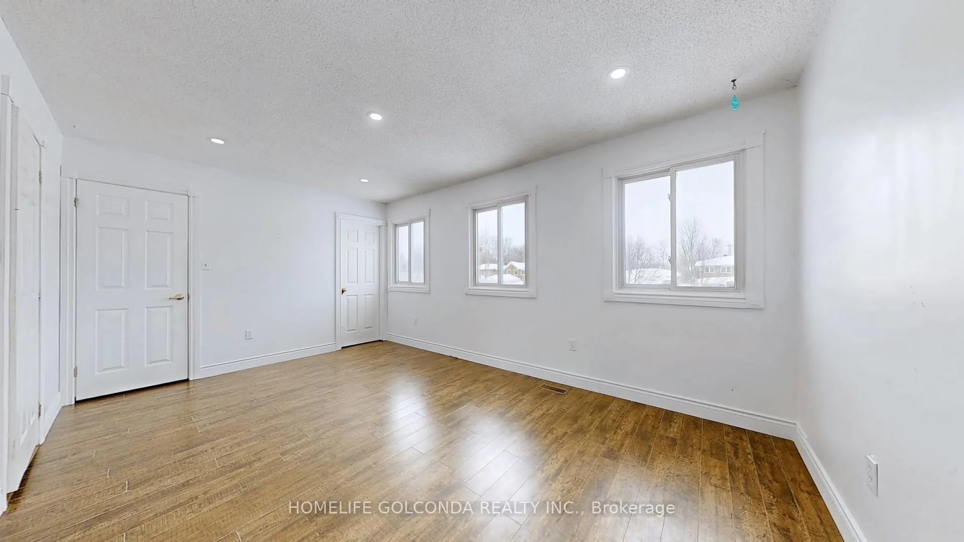 Photo 20 of 129 Kerr Boulevard S, New Tecumseth, Alliston — HOMEH