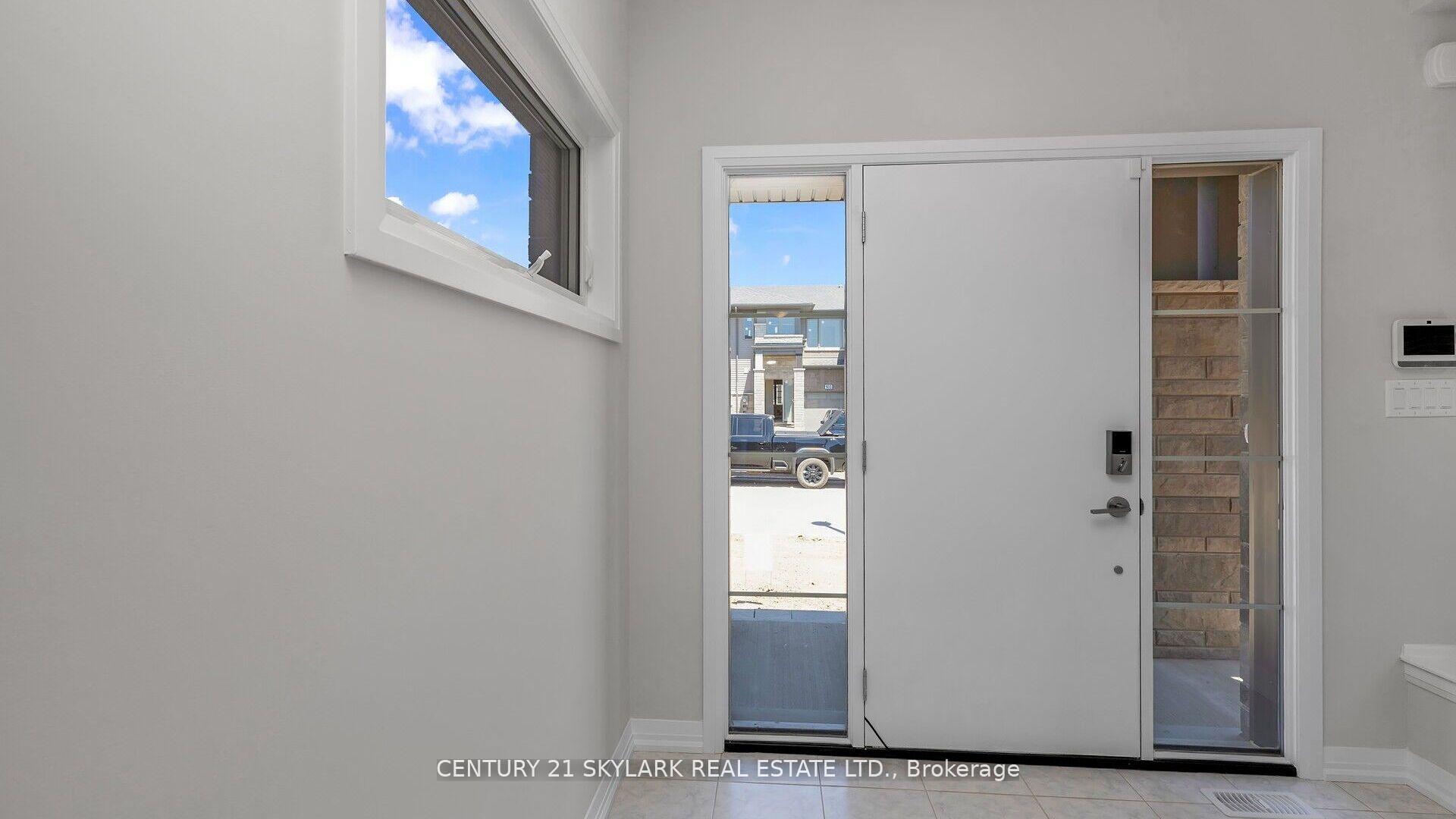 Photo 3 of 78 Acacia Road, Pelham, Fonthill — HOMEH