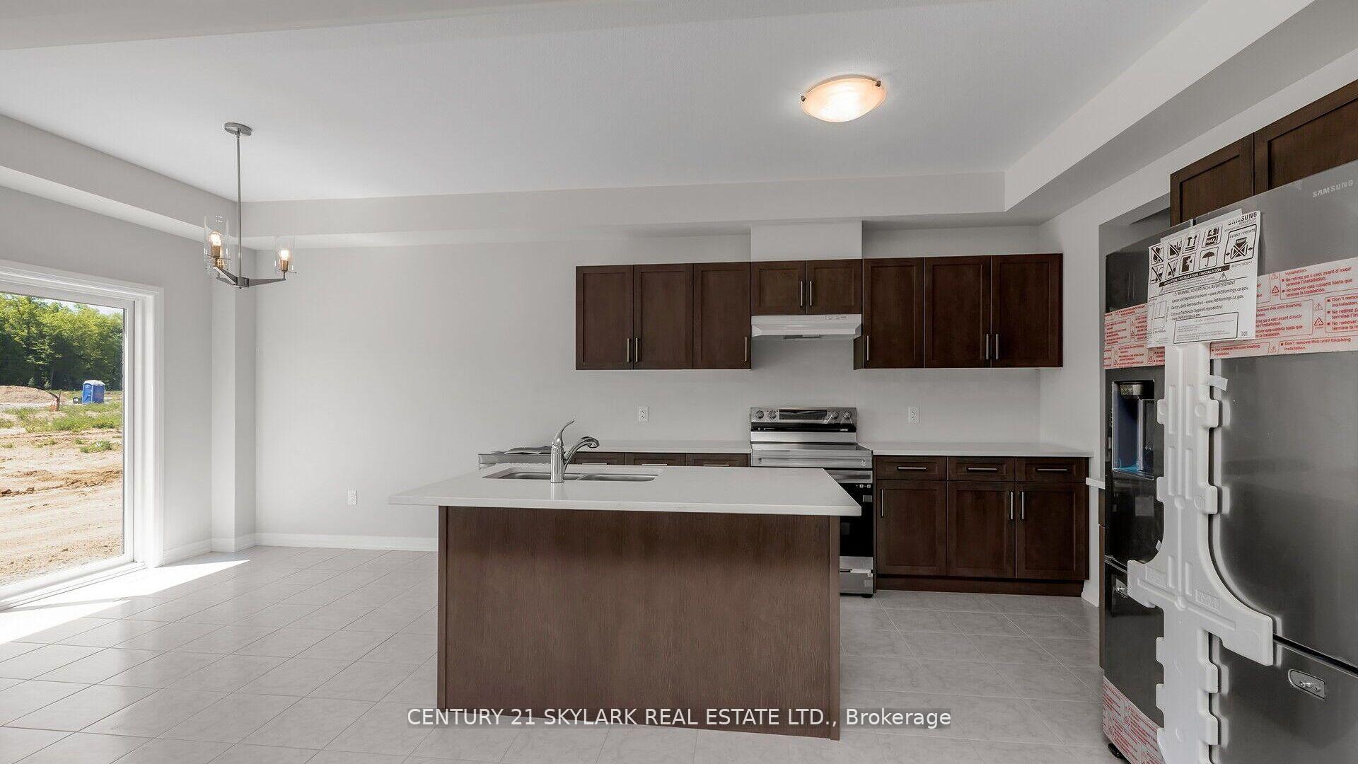 Photo 11 of 78 Acacia Road, Pelham, Fonthill — HOMEH