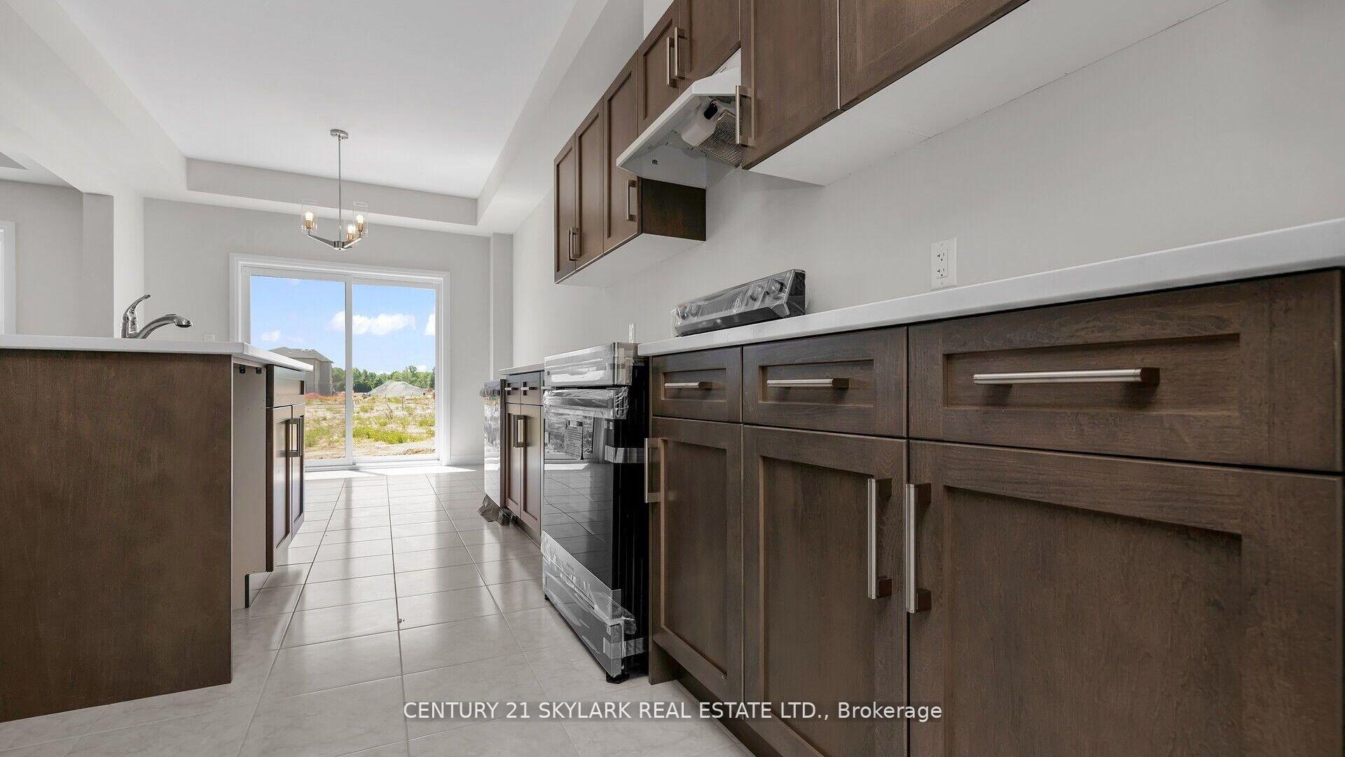 Photo 15 of 78 Acacia Road, Pelham, Fonthill — HOMEH
