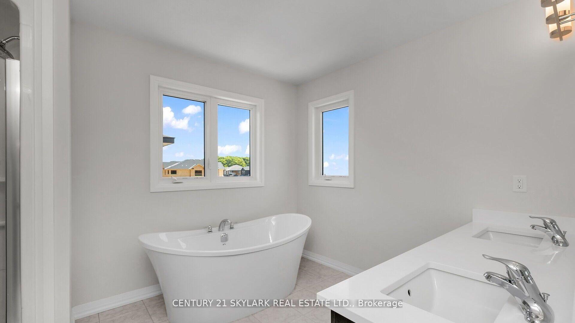 Photo 37 of 78 Acacia Road, Pelham, Fonthill — HOMEH