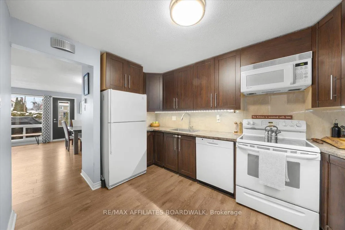 Photo 7 of 1146 Grenoble Crescent, Ottawa, Orleans Wood — HOMEH