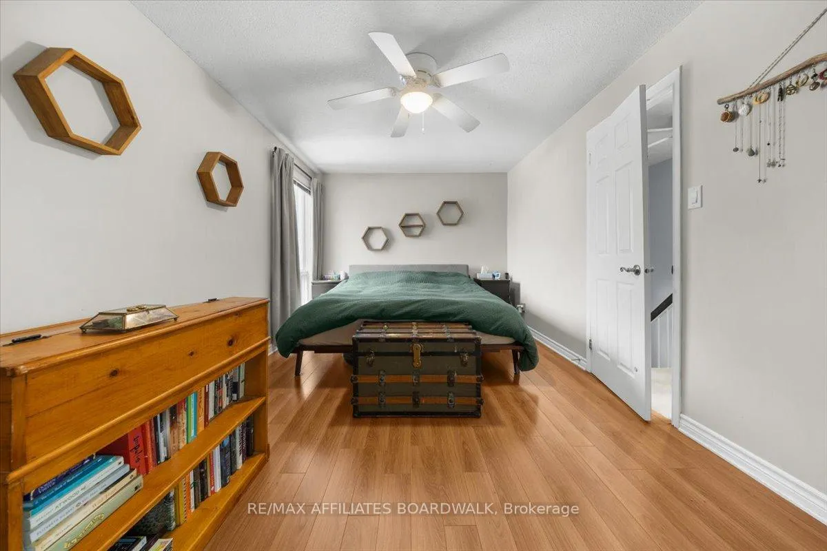 Photo 16 of 1146 Grenoble Crescent, Ottawa, Orleans Wood — HOMEH