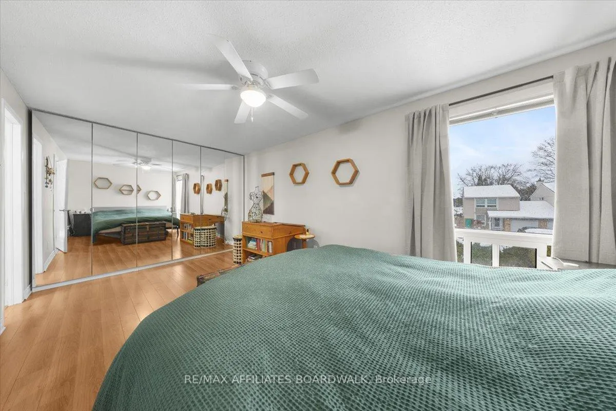 Photo 18 of 1146 Grenoble Crescent, Ottawa, Orleans Wood — HOMEH