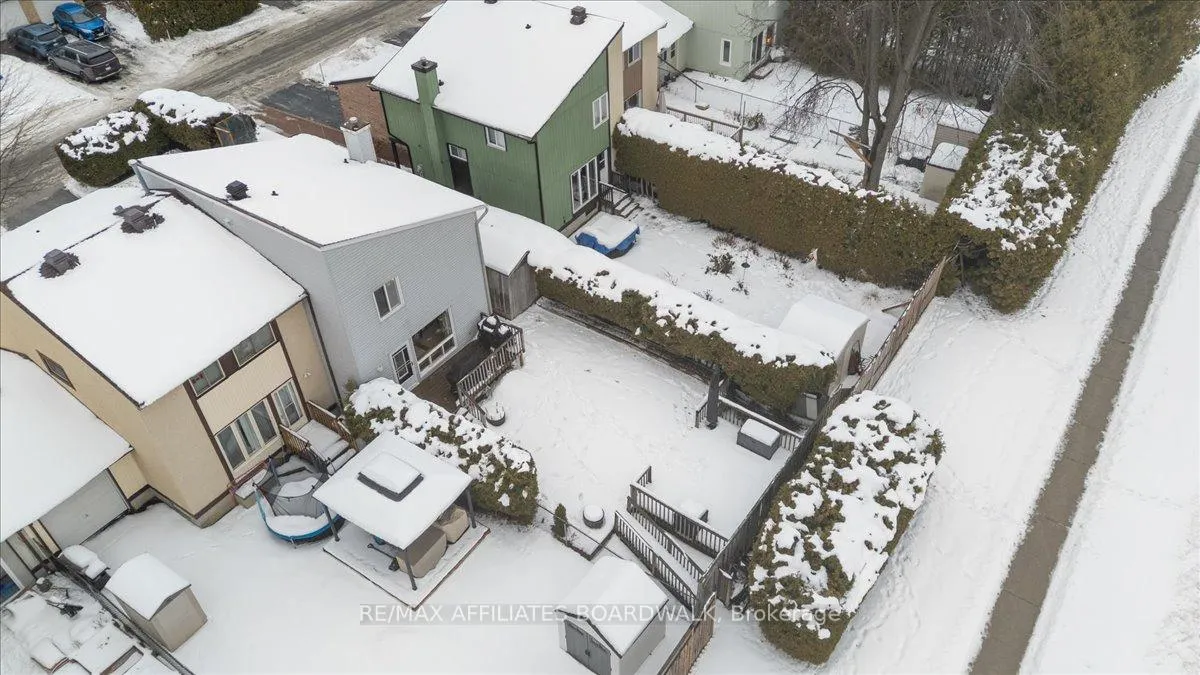 Photo 36 of 1146 Grenoble Crescent, Ottawa, Orleans Wood — HOMEH