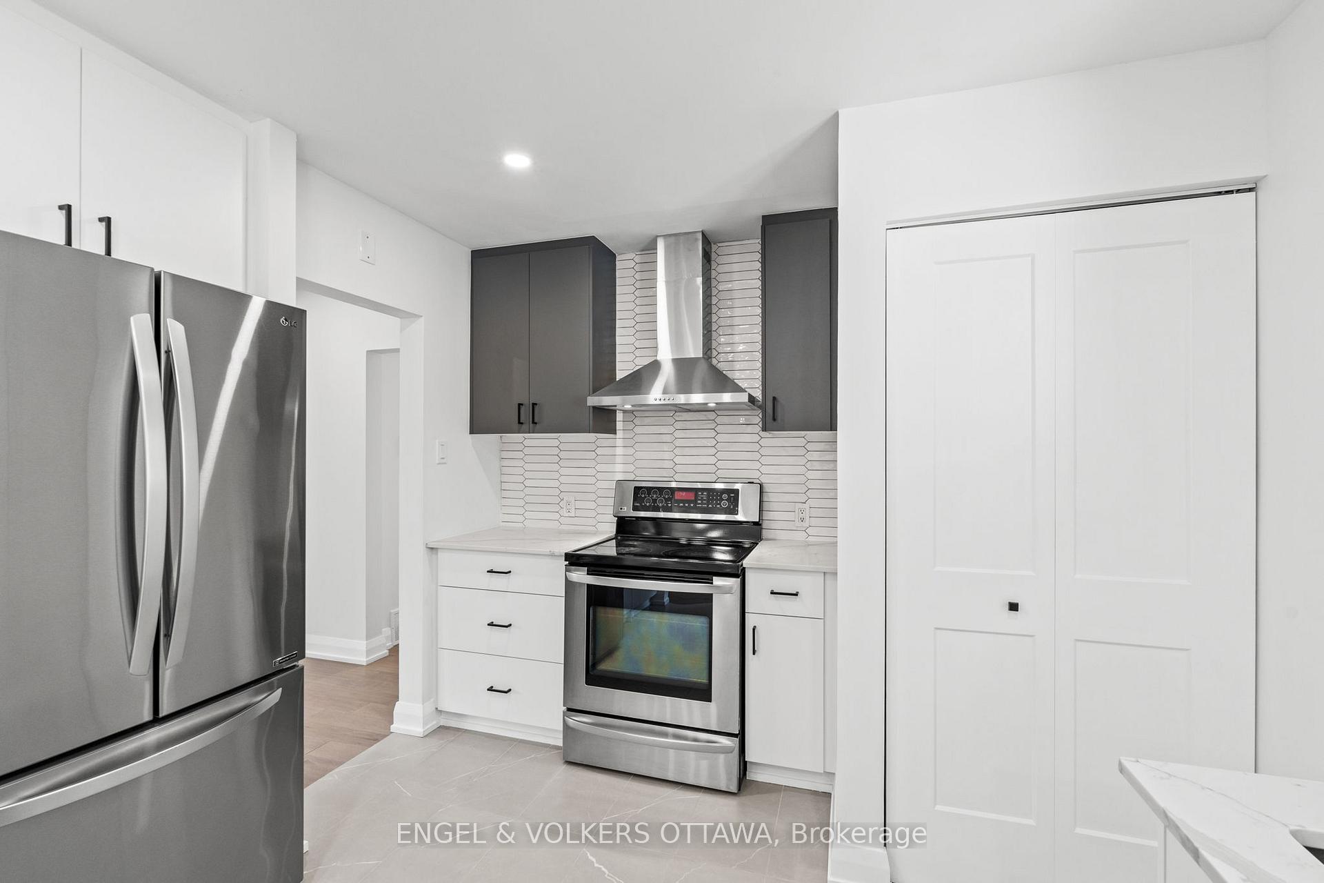 Photo 9 of Unit A, 2305 Kay Street, Ottawa, Queensway Terrace South/Ridgeview — HOMEH