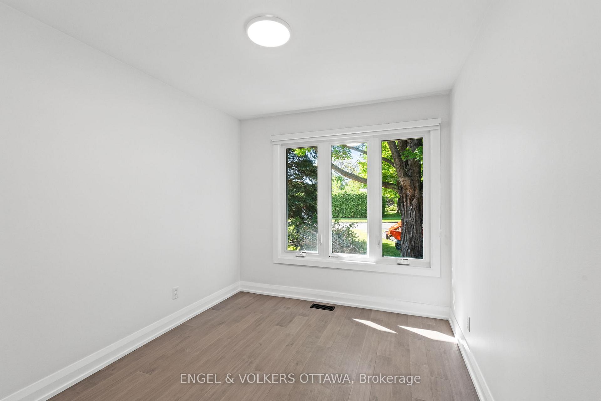 Photo 13 of Unit A, 2305 Kay Street, Ottawa, Queensway Terrace South/Ridgeview — HOMEH