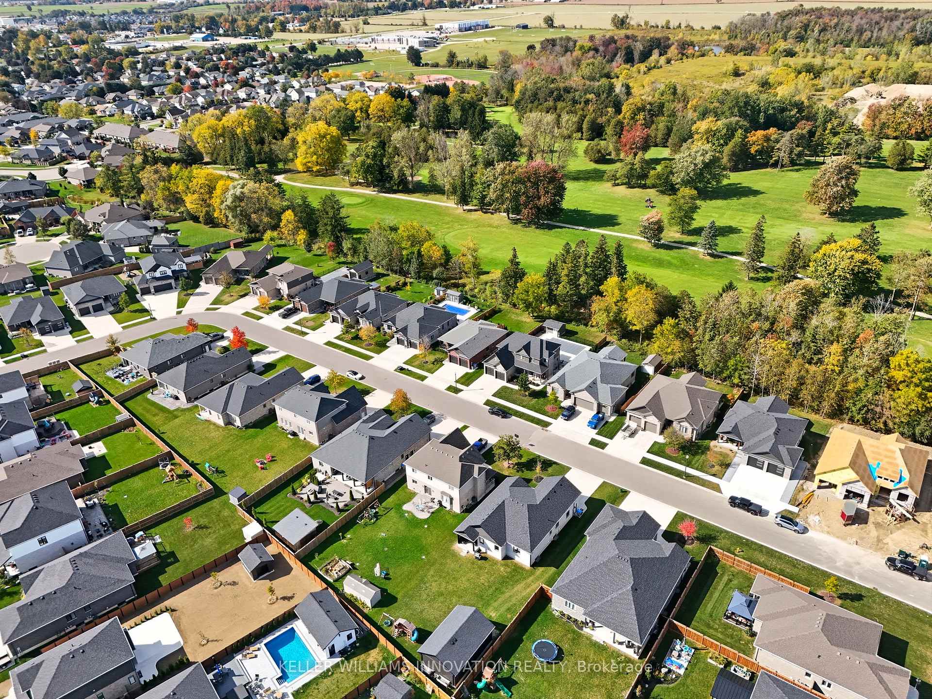Photo 2 of 19 Gilmer Crescent, North Perth, Listowel — HOMEH