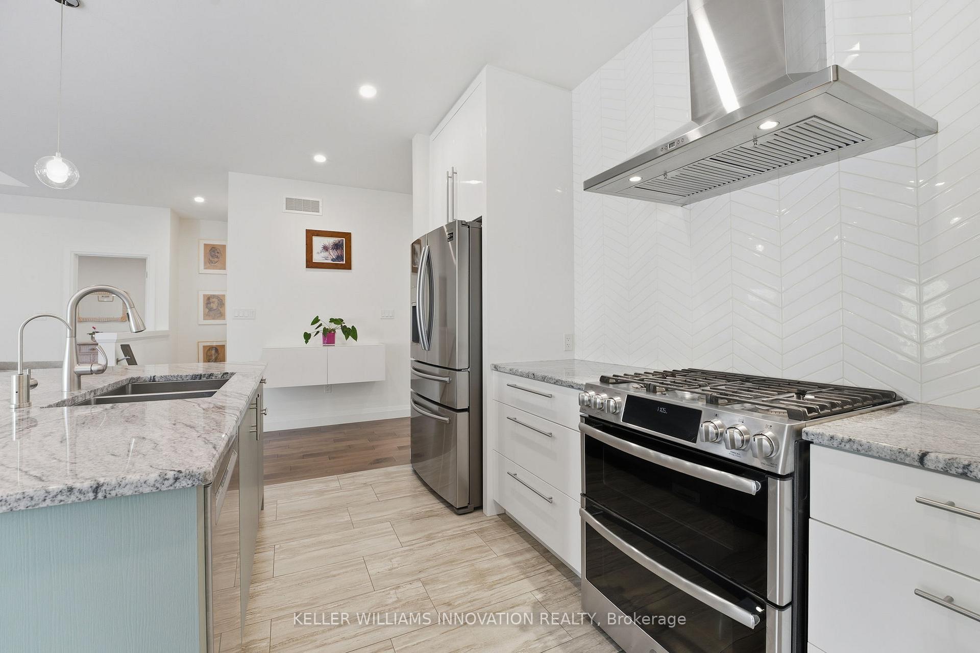 Photo 12 of 19 Gilmer Crescent, North Perth, Listowel — HOMEH