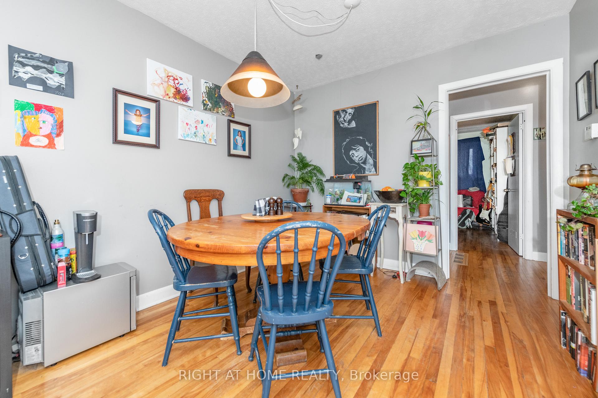 Photo 7 of 2421 Iris Street, Ottawa, Parkway Park — HOMEH