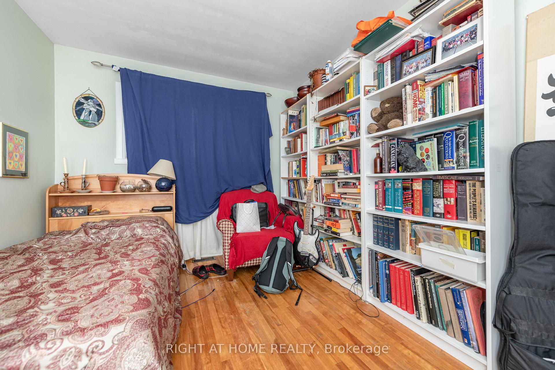 Photo 19 of 2421 Iris Street, Ottawa, Parkway Park — HOMEH
