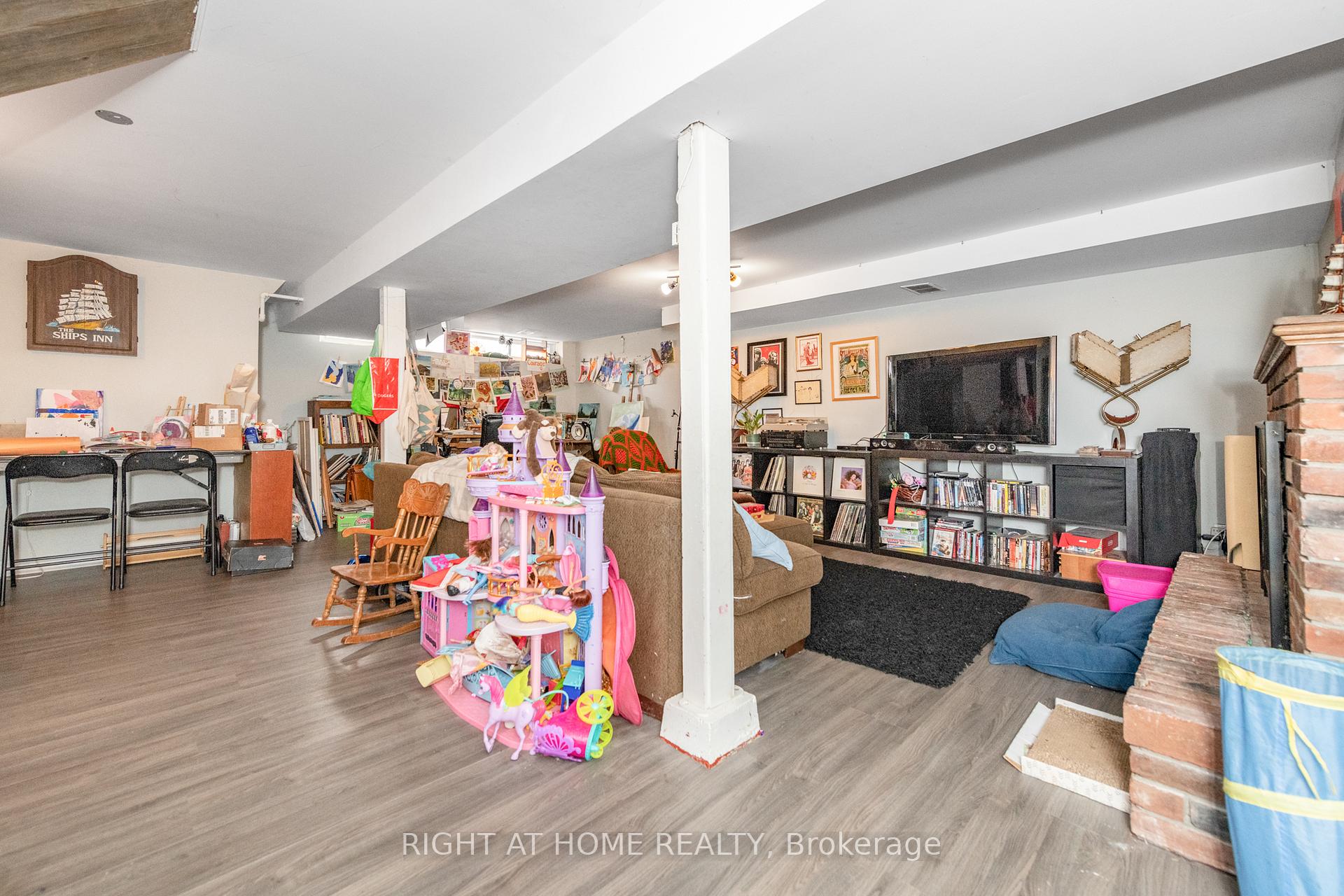 Photo 29 of 2421 Iris Street, Ottawa, Parkway Park — HOMEH