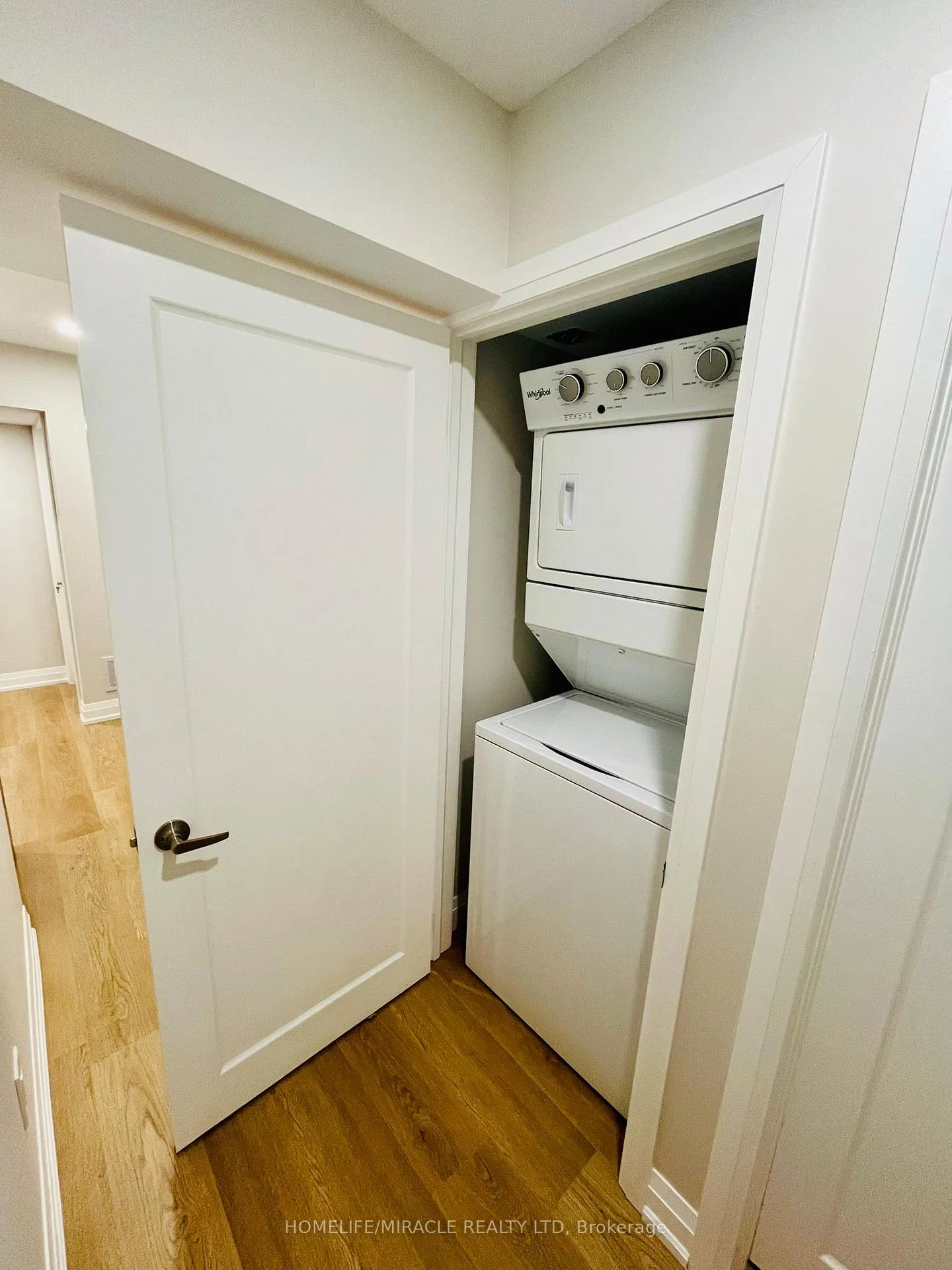 Photo 10 of 242 Diana Drive, Orillia — HOMEH