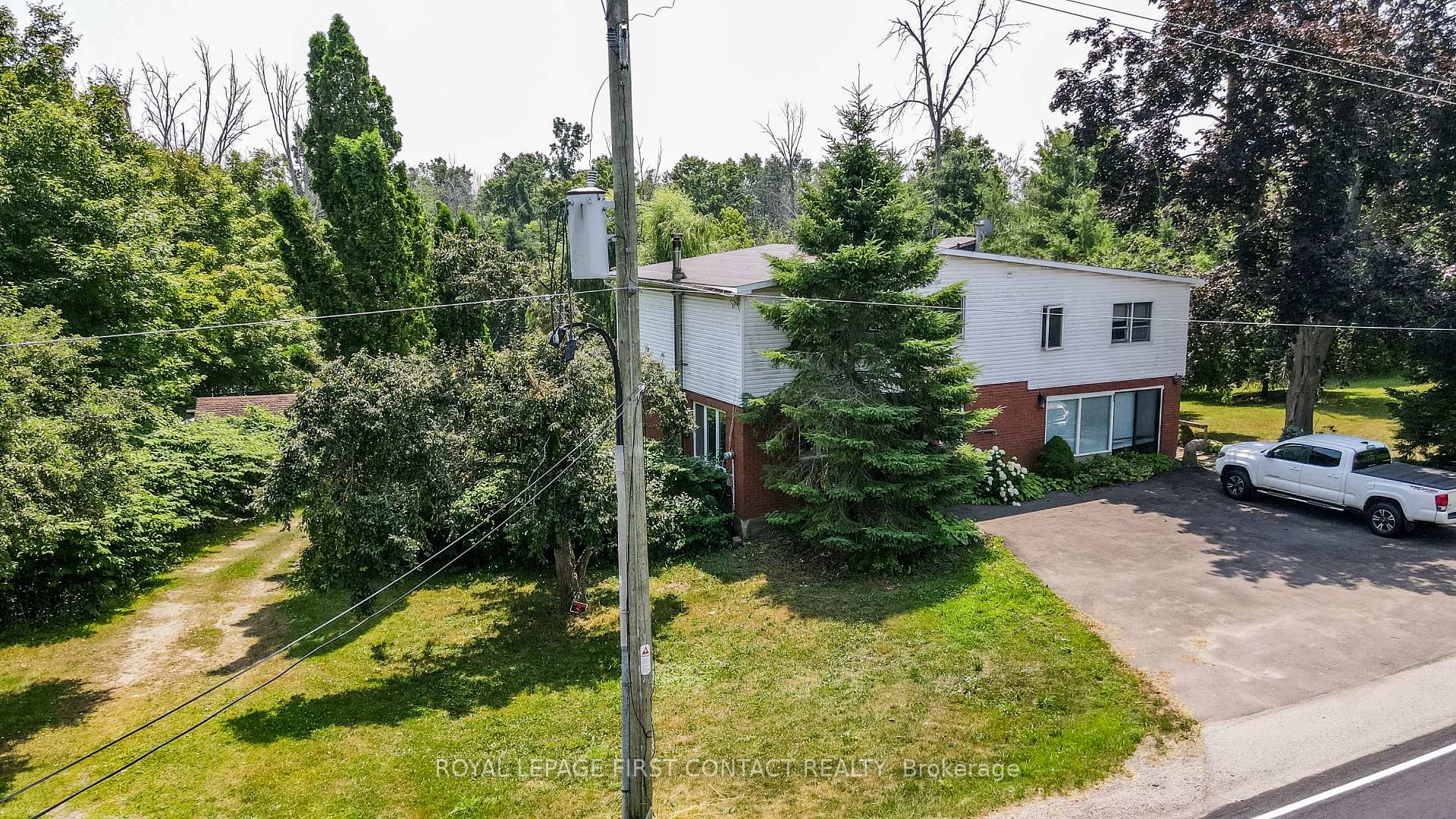 Photo 6 of 953 Ridge Road W, Oro-Medonte, Rural Oro-Medonte — HOMEH