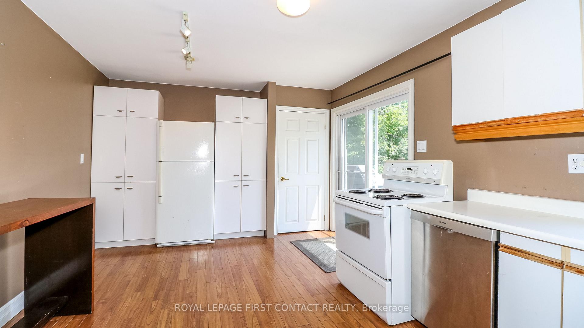 Photo 13 of 953 Ridge Road W, Oro-Medonte, Rural Oro-Medonte — HOMEH