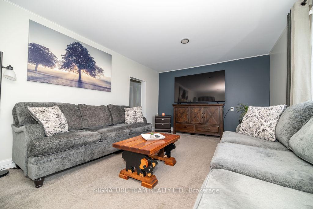 Photo 10 of 481 Snodrifters Road, North Algona Wilberforce, North Algona/Wilberforce Twp — HOMEH
