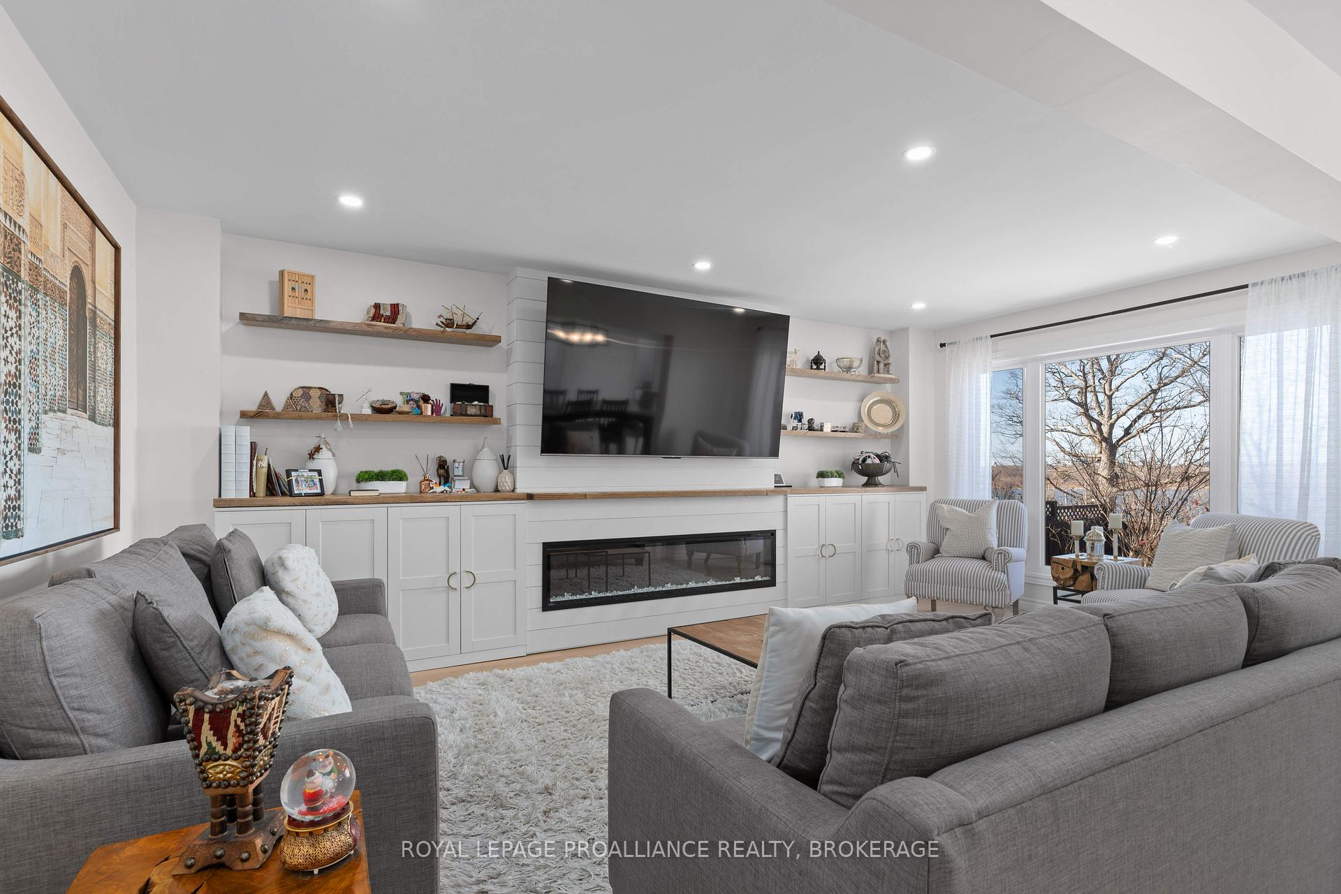 Photo 8 of 60 Point St. Mark Drive, Kingston, Kingston East (Incl Barret Crt) — HOMEH