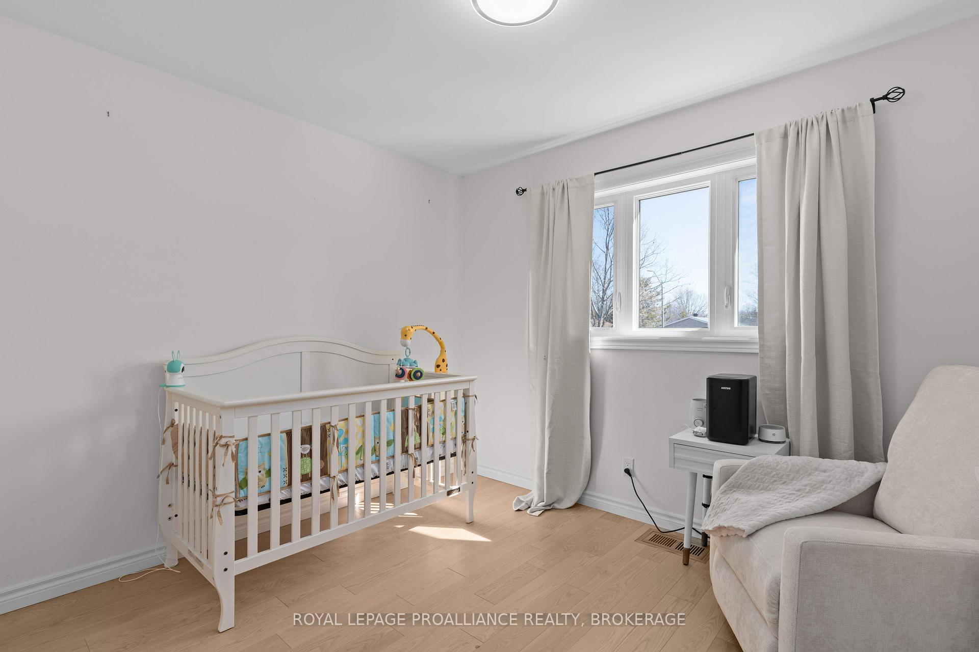 Photo 21 of 60 Point St. Mark Drive, Kingston, Kingston East (Incl Barret Crt) — HOMEH