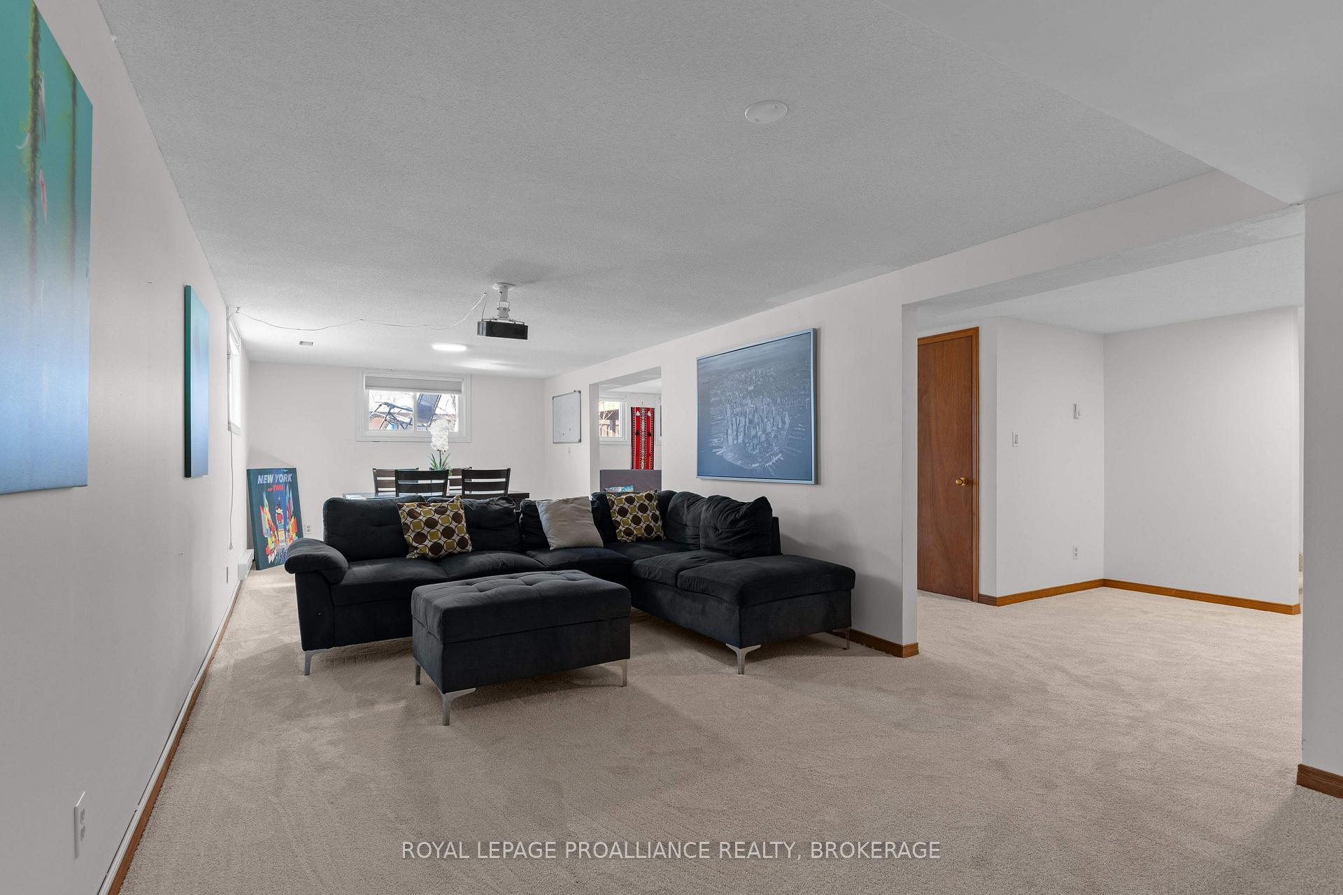 Photo 26 of 60 Point St. Mark Drive, Kingston, Kingston East (Incl Barret Crt) — HOMEH