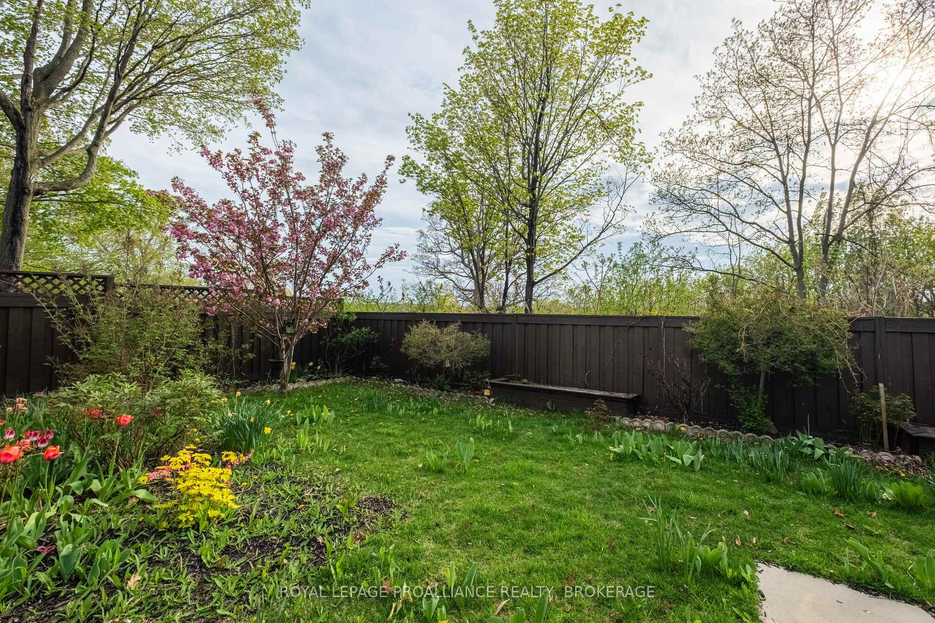 Photo 35 of 60 Point St. Mark Drive, Kingston, Kingston East (Incl Barret Crt) — HOMEH