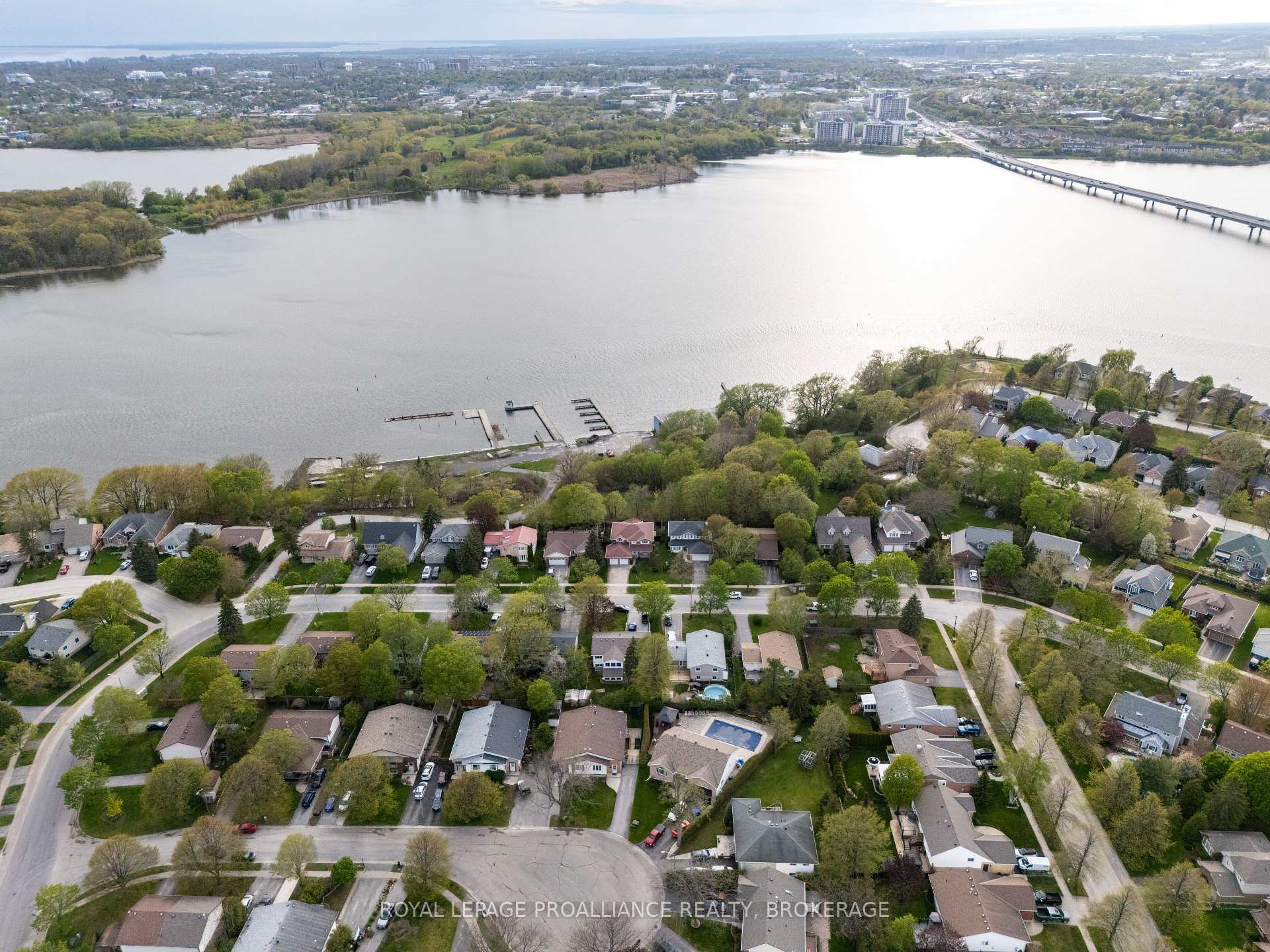 Photo 37 of 60 Point St. Mark Drive, Kingston, Kingston East (Incl Barret Crt) — HOMEH