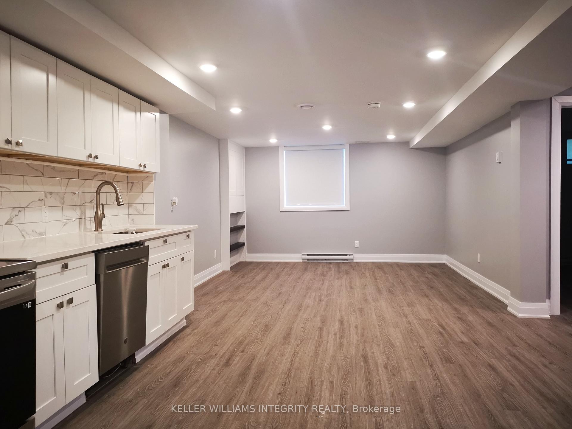 Photo 4 of Unit B, 2636 Hickson Crescent, Ottawa, Redwood Park — HOMEH