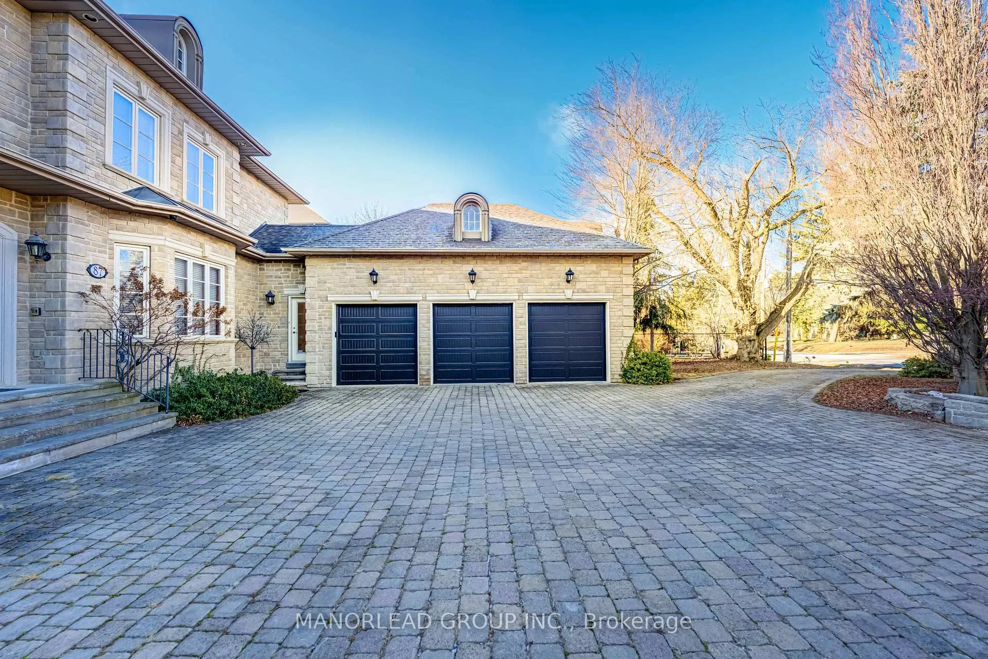 Photo 3 of 87 Arnold Avenue, Vaughan, Crestwood-Springfarm-Yorkhill — HOMEH