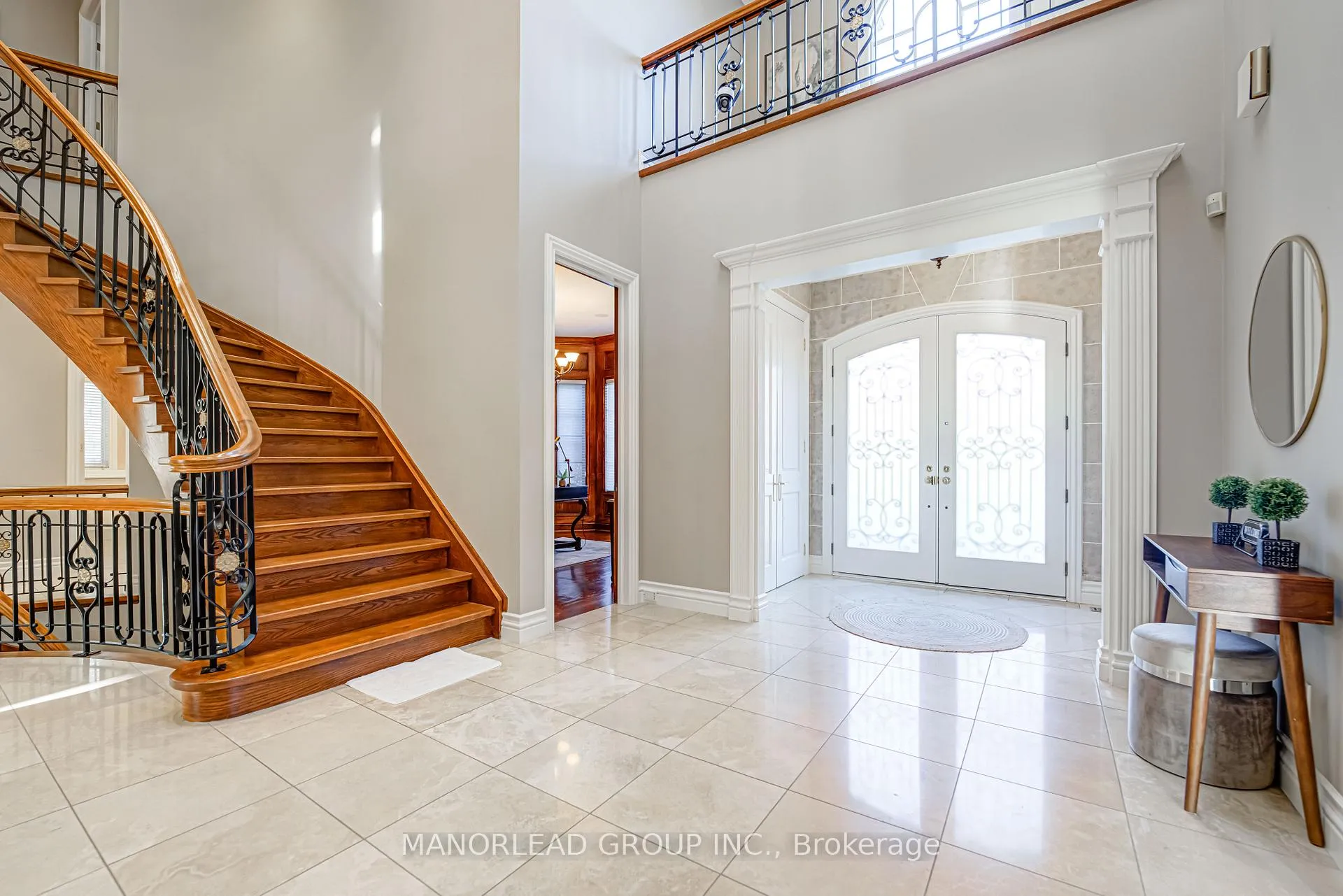 Photo 4 of 87 Arnold Avenue, Vaughan, Crestwood-Springfarm-Yorkhill — HOMEH