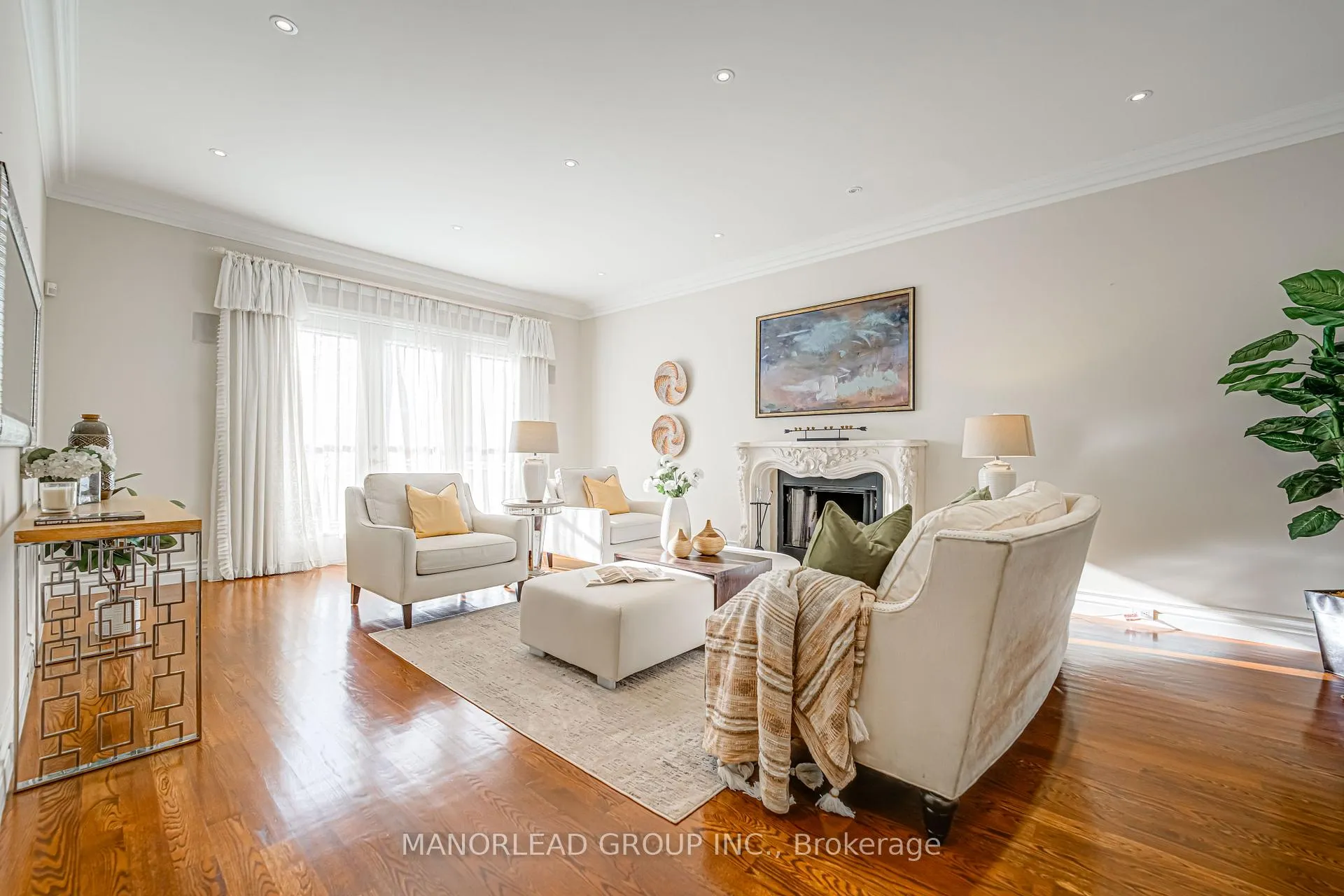 Photo 15 of 87 Arnold Avenue, Vaughan, Crestwood-Springfarm-Yorkhill — HOMEH
