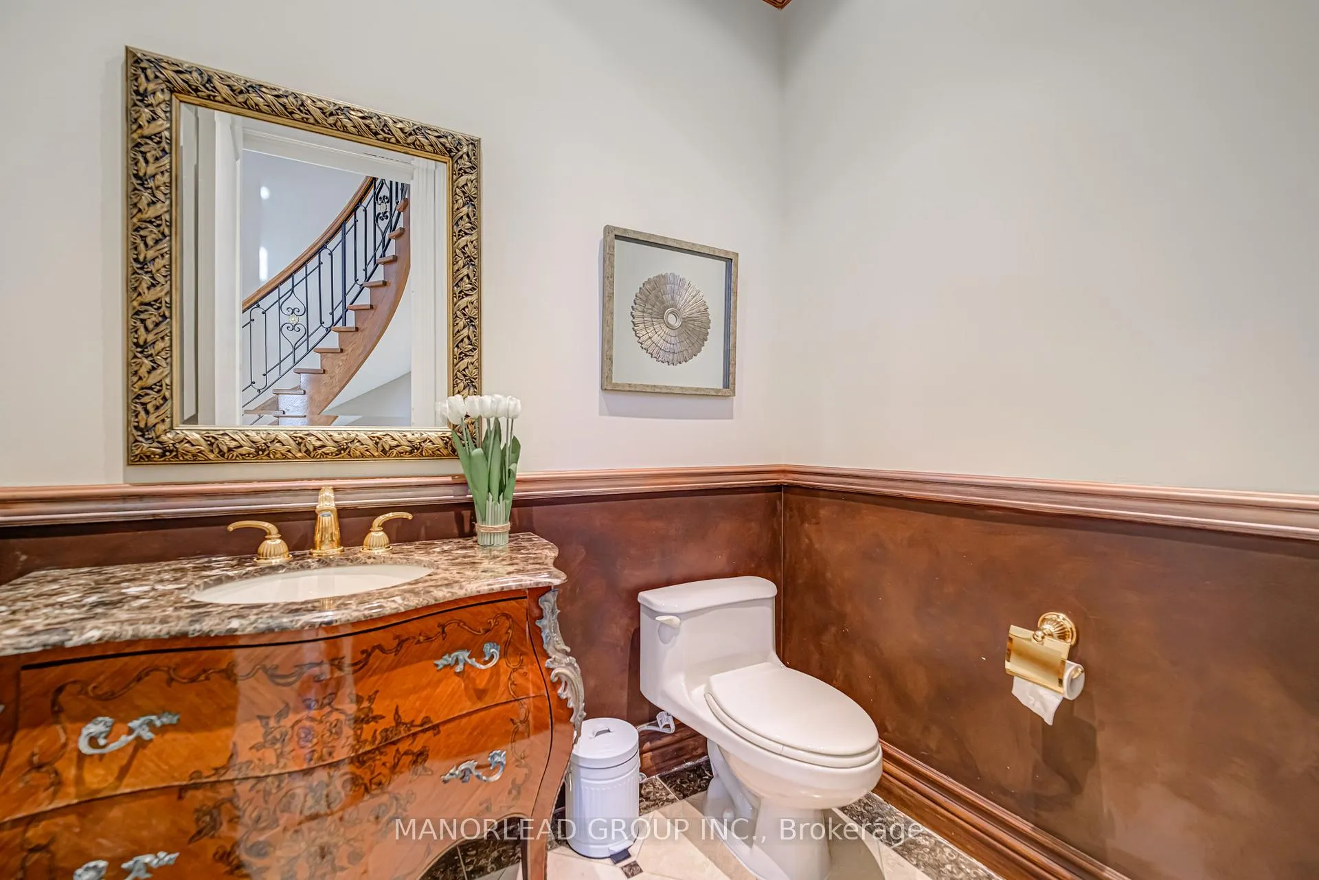 Photo 17 of 87 Arnold Avenue, Vaughan, Crestwood-Springfarm-Yorkhill — HOMEH